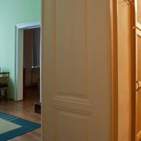 Arpa Flat Embassy בודפשט